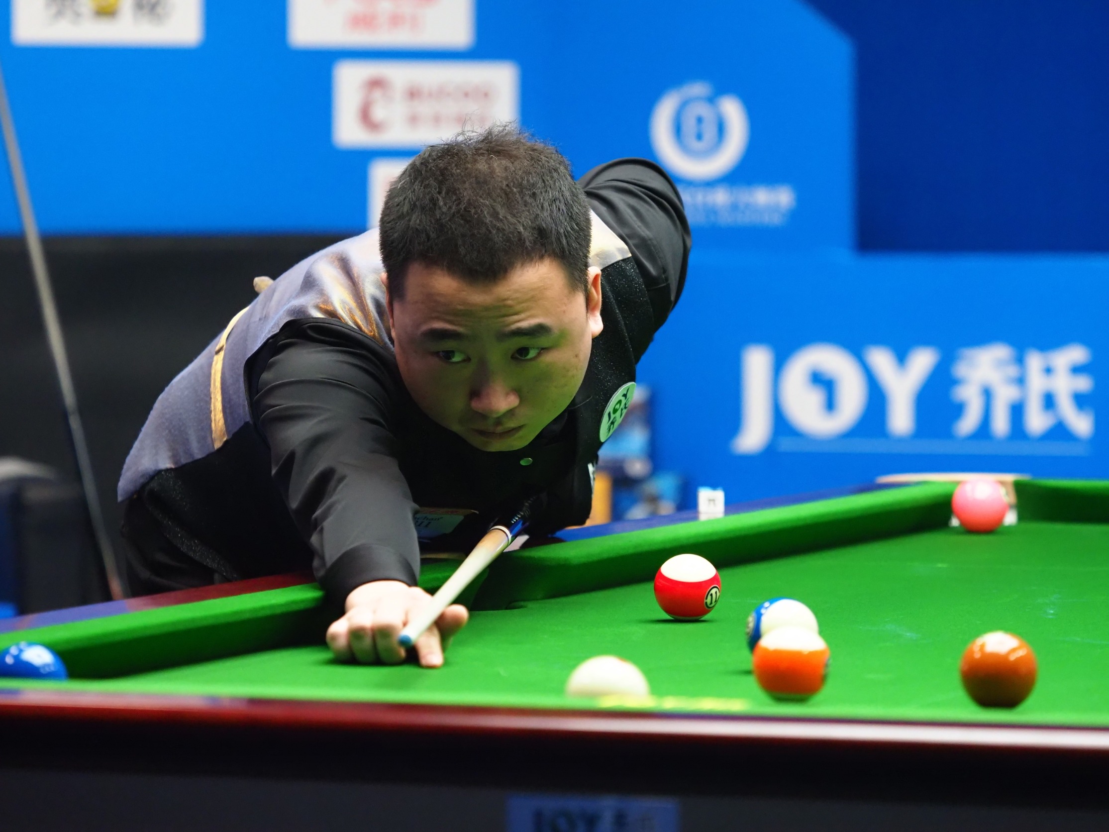 艇在中国拥 艇在中国拥