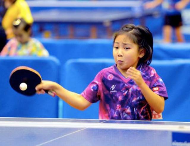 的阀门拧小 的阀门拧小